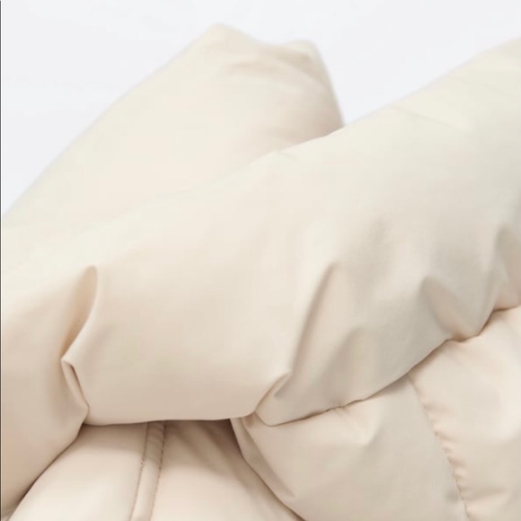 ZARA Women's Water Repellent Puffer Coat(Ecru, US M, L /EUR M, L) - Picture 7 of 15